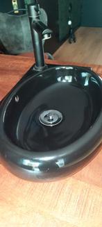 Zwarte WC Fontein met Kraan, Doe-het-zelf en Verbouw, Ophalen of Verzenden, Zo goed als nieuw, Wastafel