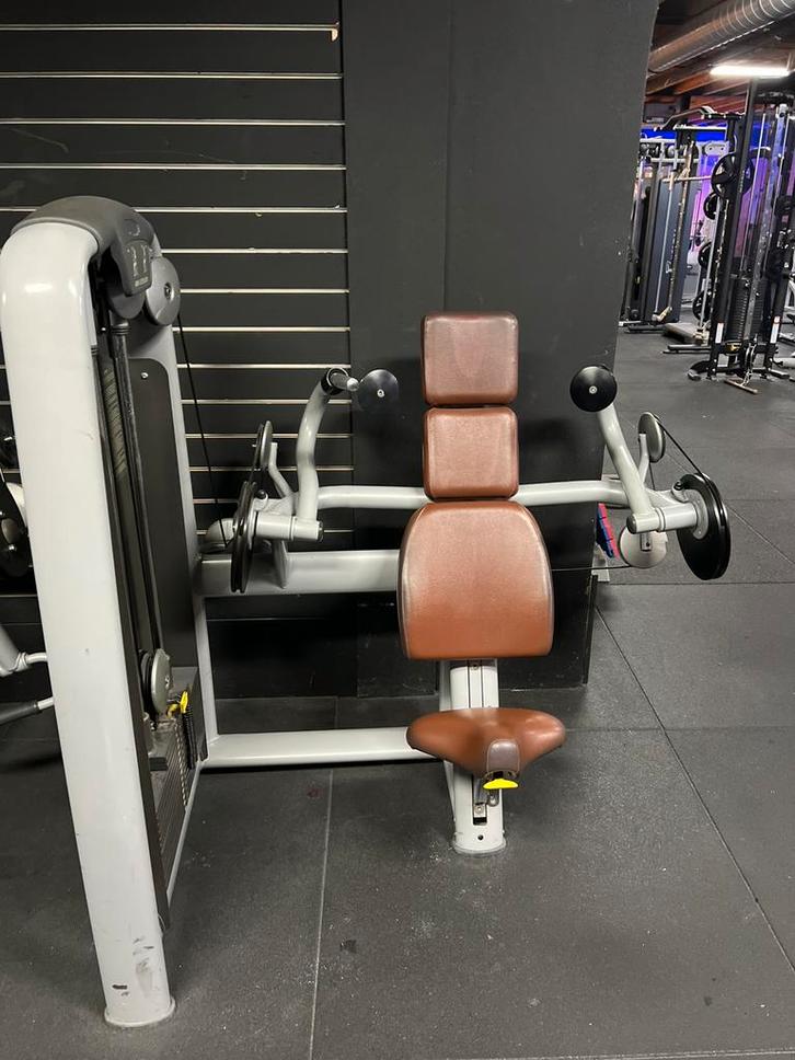 Technogym bicep CURL en tricep CURL, Sport en Fitness, Fitnessmaterialen, Zo goed als nieuw, Overige typen, Ophalen of Verzenden