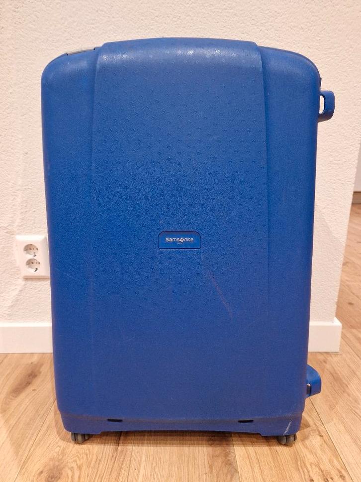 Samsonite koffer 4 spinner, Sieraden, Tassen en Uiterlijk, Koffers, Zo goed als nieuw, Hard kunststof, 70 cm of meer, 45 tot 55 cm