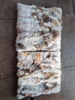 Echte Dierenhuid Kussens - Konijn & Vos, Ophalen of Verzenden, Zo goed als nieuw, Beige, Rechthoekig