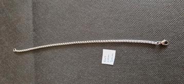 Exclusieve armband  beschikbaar voor biedingen