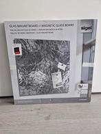 GLAS- MAGNEETBOARD MAGNETIC GLASS BOARD 48cm X  48cm, nieuw., Ophalen of Verzenden