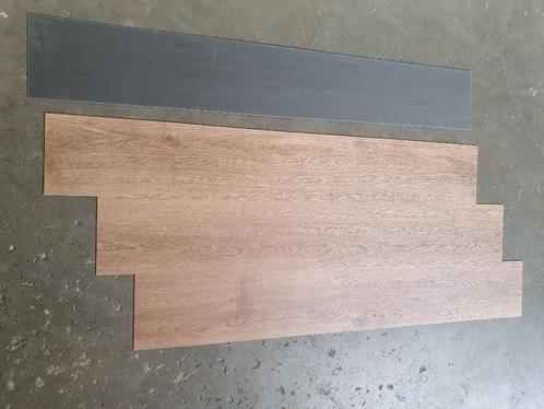 76 m2 plak Pvc plank. Colour 108Warm Oak. Inruil is mogelijk, Huis en Inrichting, Stoffering | Vloerbedekking, Nieuw, Laminaat