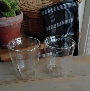 2 dubbelwandige glazen  beschikbaar voor biedingen