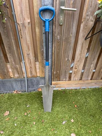 Zaagspade / Boomwortel Spade Aluminium beschikbaar voor biedingen