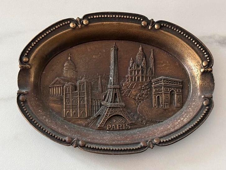 Vintage Koperen/Bronzen Schaal Parijs, Huis en Inrichting, Woonaccessoires | Schalen en Manden, Gebruikt, Schaal, Ovaal, Overige materialen