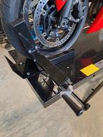 Wielklem van powerplus,  om het voorwiel vast te zetten., Motoren, Ophalen of Verzenden, Nieuw