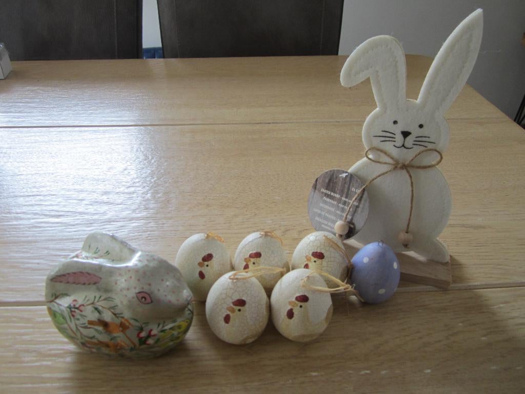 OUDE EIEREN KERAMIEK EN PAASHAASJES, Ophalen of Verzenden