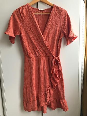 Jurk Revelation maat M beschikbaar voor biedingen