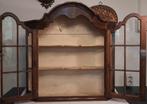 Oud wand (hang-)kabinet met vleugeldeurtjes., Ophalen