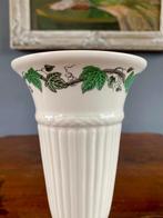 Wedgwood vaas "Stratford" Etruria & Barlaston, Engeland, Ophalen of Verzenden