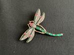 Libelle dragonfly broche smaragd robijn goud kleurig, Sieraden, Tassen en Uiterlijk, Broches, Overige materialen, 4 tot 7 cm, Met edelsteen