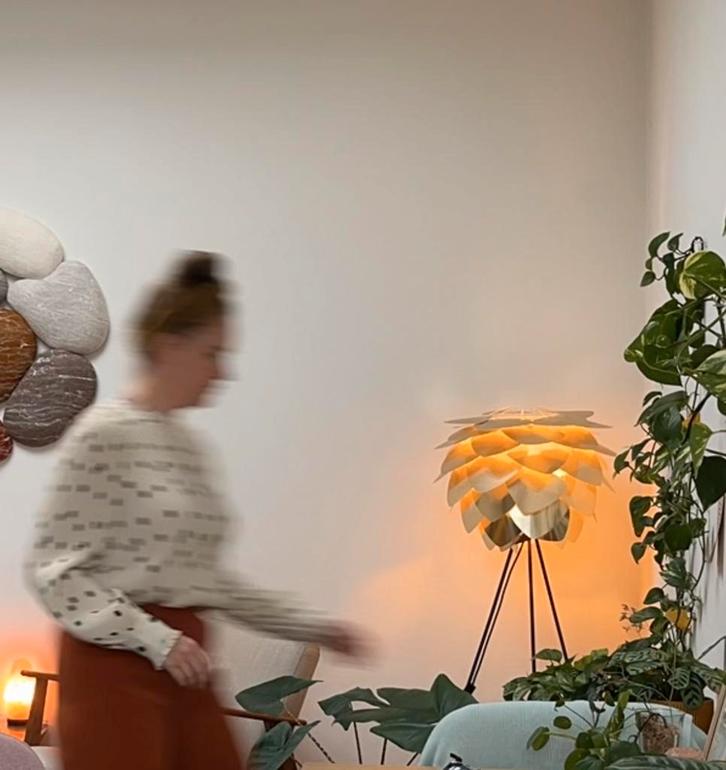 Umage Staande Lamp Messing, Huis en Inrichting, Lampen | Vloerlampen, Zo goed als nieuw, 100 tot 150 cm, Kunststof, Metaal, Overige materialen