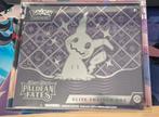 Pokemon Paldean fates ETB incl. Acryl, Hobby en Vrije tijd, Verzamelkaartspellen | Pokémon, Ophalen of Verzenden, Zo goed als nieuw