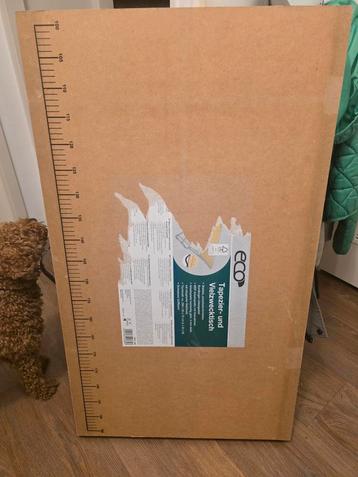 Behangtafel beschikbaar voor biedingen