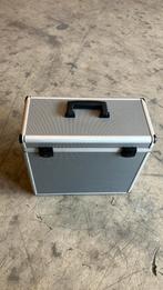 Mooie knutsel hobby koffers troley zgan €25, Ophalen, Info@wilnic.nl, Wilnic, Zo goed als nieuw