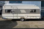 Eriba Nova 540 met voortent, Caravans en Kamperen, 2 aparte bedden, Rondzit, Kachel, Particulier