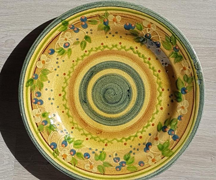 Decoratieve schaal, Provence?, Huis en Inrichting, Woonaccessoires | Schalen en Manden, Gebruikt, Schaal, Rond, Steen of Aardewerk