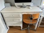 Klein wit bureau landelijk stijl - queen elisabeth stijl, Huis en Inrichting, Bureaus, Ophalen, Gebruikt, Bureau
