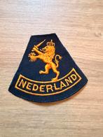 Ww2 Vrouwen hulp korps (vhk) mouwleeuw, Ophalen of Verzenden, Landmacht, Nederland, Embleem of Badge