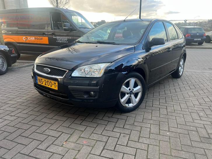 Ford Focus 2.0 107KW 5D 2005 Zwart, Auto's, Ford, Particulier, Focus, ABS, Airbags, Airconditioning, Alarm, Android Auto, Boordcomputer