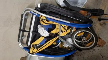 Fietskar, merk Burley D'lite, voor 2 kleine kinderen  beschikbaar voor biedingen