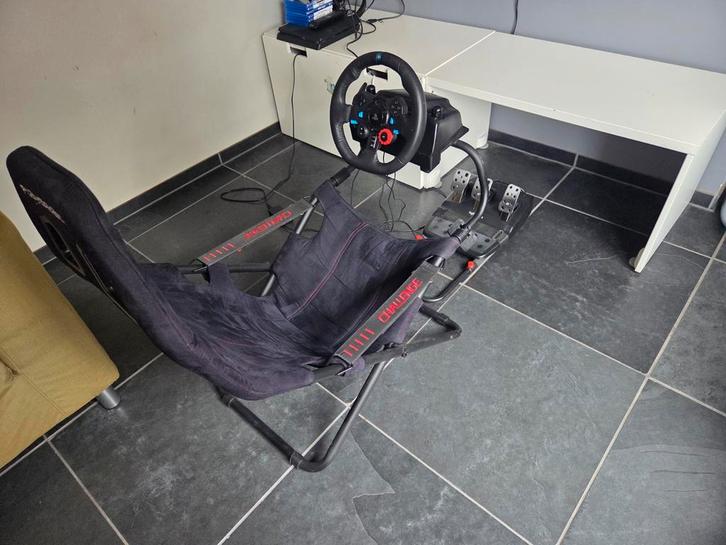 Playstation set up...Playseat incl racestuur en F1 spel, Spelcomputers en Games, Spelcomputers | Overige Accessoires, Gebruikt