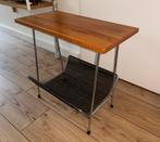 Vintage bijzettafeltje in Pastoestijl, Huis en Inrichting, Tafels | Sidetables, Ophalen, Zo goed als nieuw, Pastoe, 25 tot 50 cm