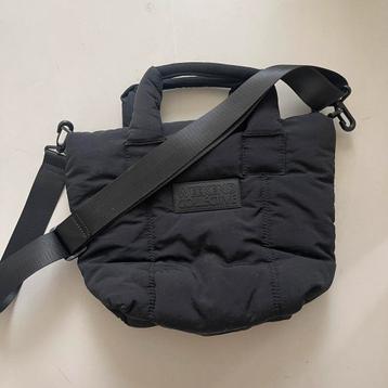 ASOS Design Puffer Tas beschikbaar voor biedingen