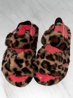 PB Luipaard Pantoffels Maat 38/39, Ophalen of Verzenden, Zo goed als nieuw, Bruin, Pantoffels of Sloffen