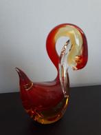 Zwaan rood amber glas, Ophalen