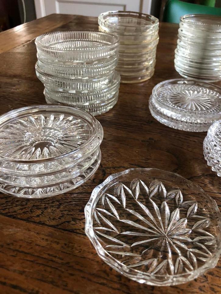 Circa 116 vintage glazen onderzetters, Antiek en Kunst, Antiek | Glas en Kristal, Ophalen of Verzenden