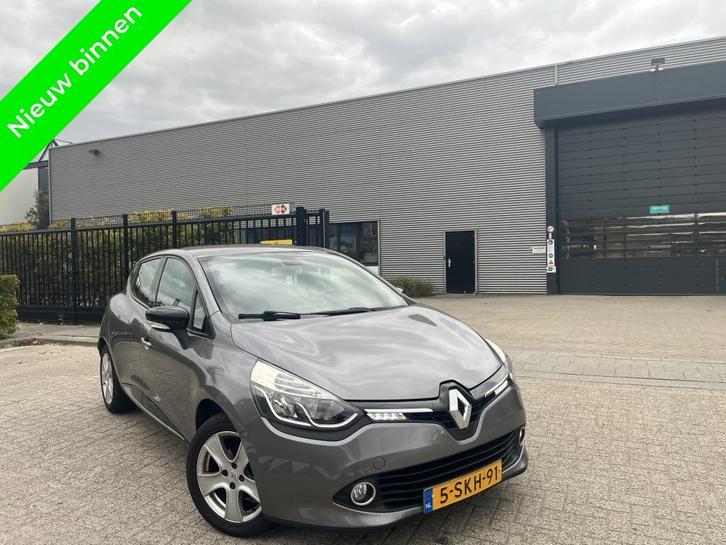 Renault Clio 1.5 dCi Dynamique Clima Keyless Camera, Auto's, Renault, Bedrijf, Clio, ABS, Airbags, Airconditioning, Bluetooth