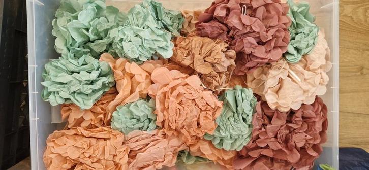 diverse versiering bruiloft, Hobby en Vrije tijd, Feestartikelen, Zo goed als nieuw, Versiering, Geboorte of Huwelijk, Ophalen