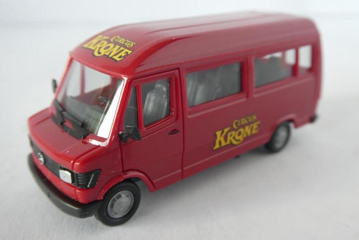 Bestelwagen Circus Krone, Hobby en Vrije tijd, Modelauto's | 1:87, Nieuw, Bus of Vrachtwagen, Overige merken, Ophalen of Verzenden