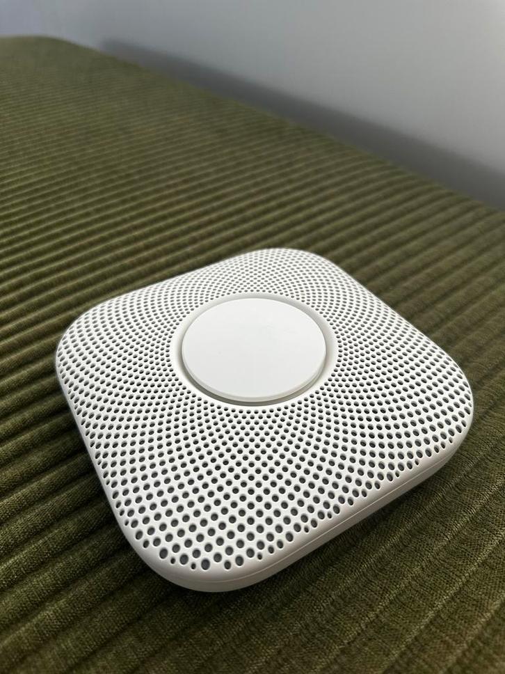 Google Nest Protect Rookmelder, Doe-het-zelf en Verbouw, Alarmsystemen, Zo goed als nieuw, Detector, Sensor of Melder, Rook, Draadloos