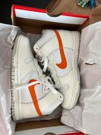 Nike dunk wit met oranje/orange unisex maat 36,5 hoog, Ophalen of Verzenden, Zo goed als nieuw, Wit