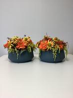 Vrolijk geel oranje stuk in mooie grijs blauwe stenen pot, Ophalen, Zo goed als nieuw