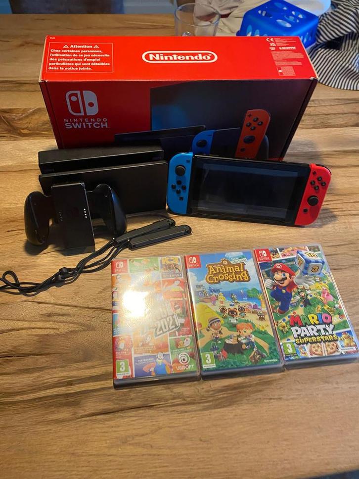 Nintendo Switch Compleet Pakket, Spelcomputers en Games, Games | Nintendo Switch, Zo goed als nieuw, Avontuur en Actie, 1 speler
