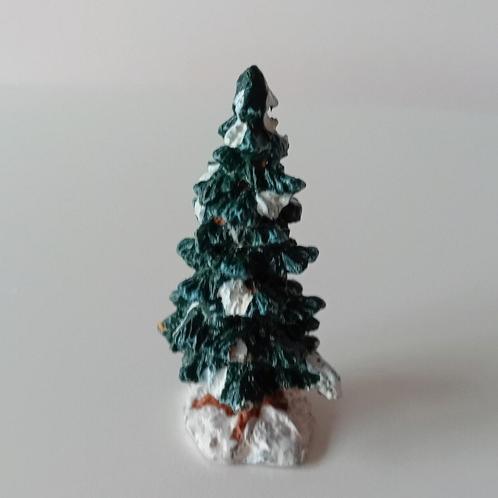 Lemax stenen boompje, ,Lemax figuur Kerstdorp, Diversen, Kerst, Ophalen of Verzenden
