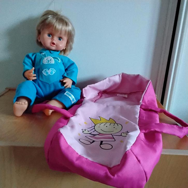 Ciccio interactieve baby pop met reiswieg, Kinderen en Baby's, Speelgoed | Poppen, Zo goed als nieuw, Babypop, Ophalen of Verzenden