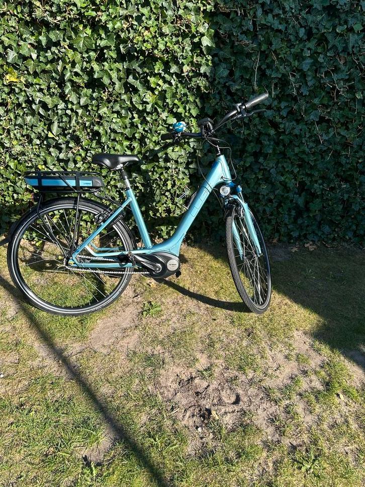 Cube Hybrid E-bike - Frame 50 - Bosch Motor, Fietsen en Brommers, Elektrische fietsen, Zo goed als nieuw, Cube, 47 tot 51 cm, 50 km per accu of meer