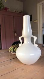 Mooie vaas, kleur beige, Huis en Inrichting, Woonaccessoires | Vazen, Ophalen, Overige kleuren, Aardewerk of Porselein, Zo goed als nieuw