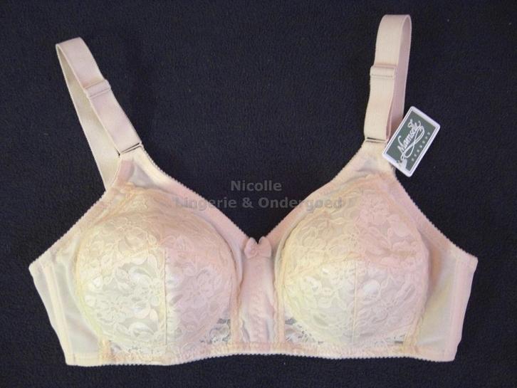 Mamselle BH 75B en 80B voorgevormd huidskleur (166), Kleding | Dames, Ondergoed en Lingerie, BH, Beige, Ophalen of Verzenden
