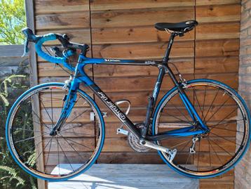 Jan Janssen sonic racefiets blauw/ zwart full carbon beschikbaar voor biedingen