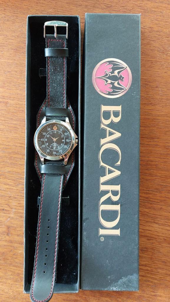Nieuw Bacardi Quartz Horloge - Vleermuis Liefhebber, Sieraden, Tassen en Uiterlijk, Horloges | Heren, Nieuw, Polshorloge, Overige merken