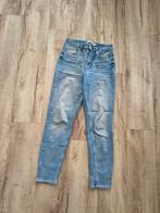 Prachtige blauwe high waist mom jeans van Pieces, maat S., Kleding | Dames, Spijkerbroeken en Jeans, Blauw, Onb, Ophalen of Verzenden