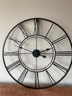 Metalen Wandklok Riverdale, matzwart, Huis en Inrichting, Woonaccessoires | Klokken, Ophalen of Verzenden, Zo goed als nieuw, Wandklok