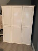 Gratis ophalen , 3 deurs kast, Huis en Inrichting, Ophalen, 100 tot 150 cm, Zo goed als nieuw, 50 tot 75 cm