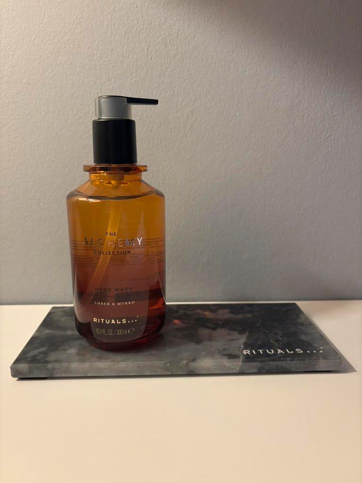 Rituals of Alchemy Handzeep incl. Luxe Marmere Tray, Sieraden, Tassen en Uiterlijk, Uiterlijk | Parfum, Nieuw, Ophalen of Verzenden
